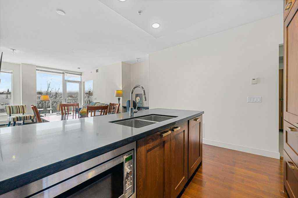 MLS® A2256681 - Unit #812 222 Riverfront Avenue SW in Chinatown Calgary, Residential