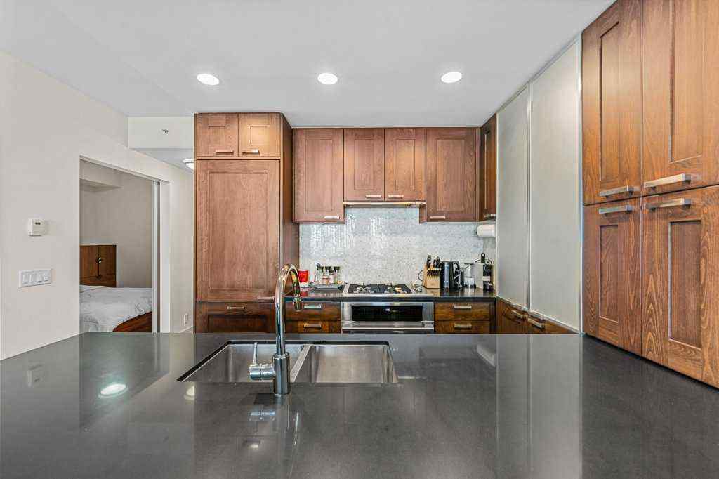 MLS® A2256681 - Unit #812 222 Riverfront Avenue SW in Chinatown Calgary, Residential