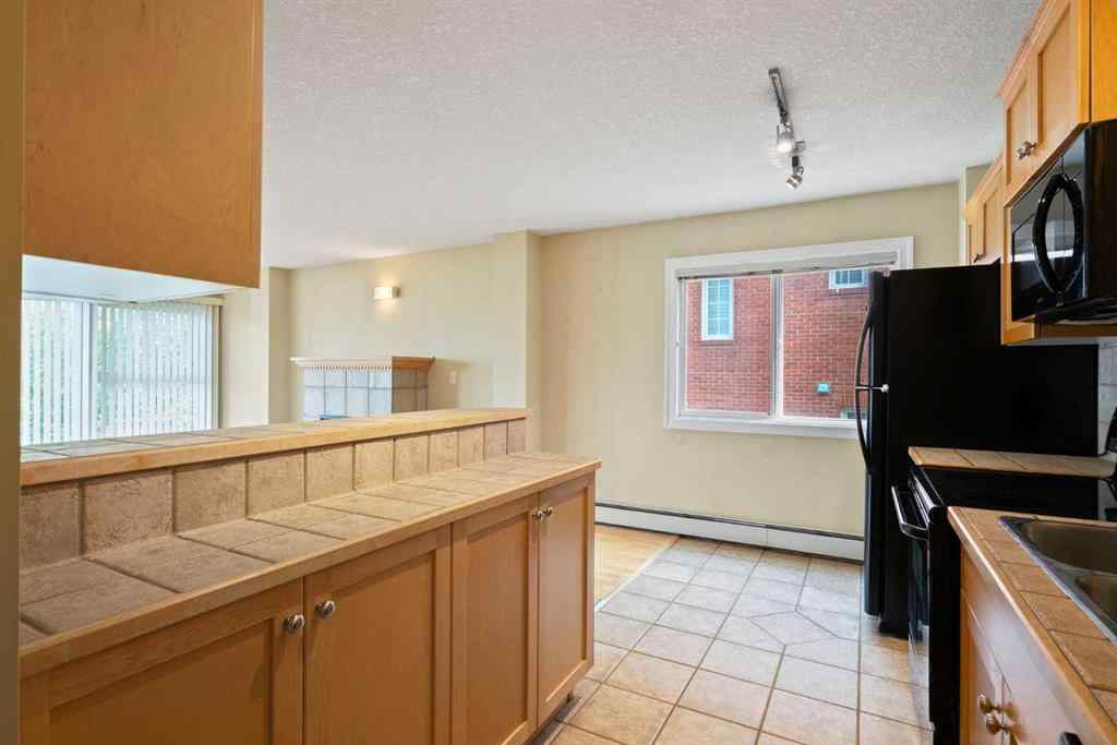 MLS® A2256685 - Unit #204 920 Royal Avenue SW in Lower Mount Royal Calgary, Residential