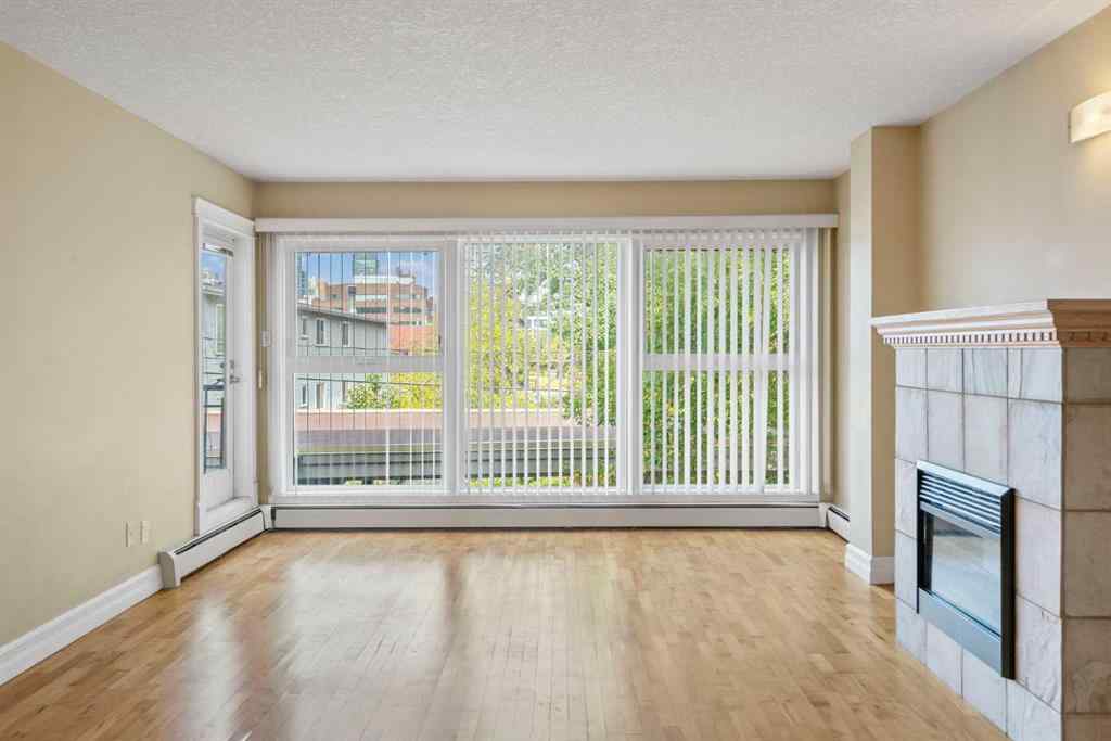 MLS® A2256685 - Unit #204 920 Royal Avenue SW in Lower Mount Royal Calgary, Residential