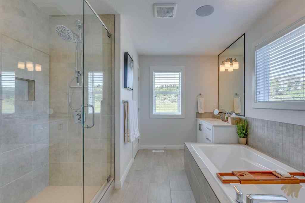 MLS® A2256688 - 64 Crestbrook View SW in Crestmont Calgary, Residential