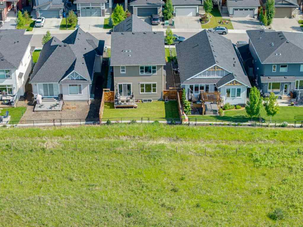 MLS® A2256688 - 64 Crestbrook View SW in Crestmont Calgary, Residential