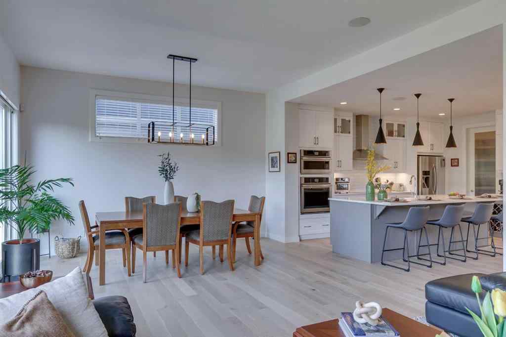 MLS® A2256688 - 64 Crestbrook View SW in Crestmont Calgary, Residential