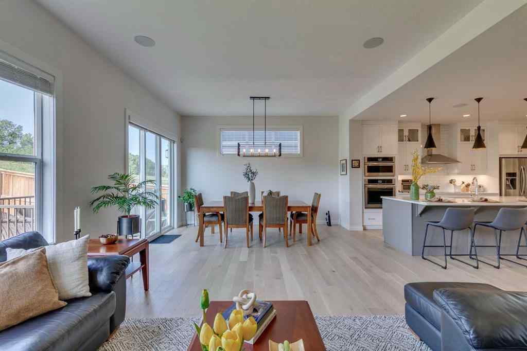 MLS® A2256688 - 64 Crestbrook View SW in Crestmont Calgary, Residential