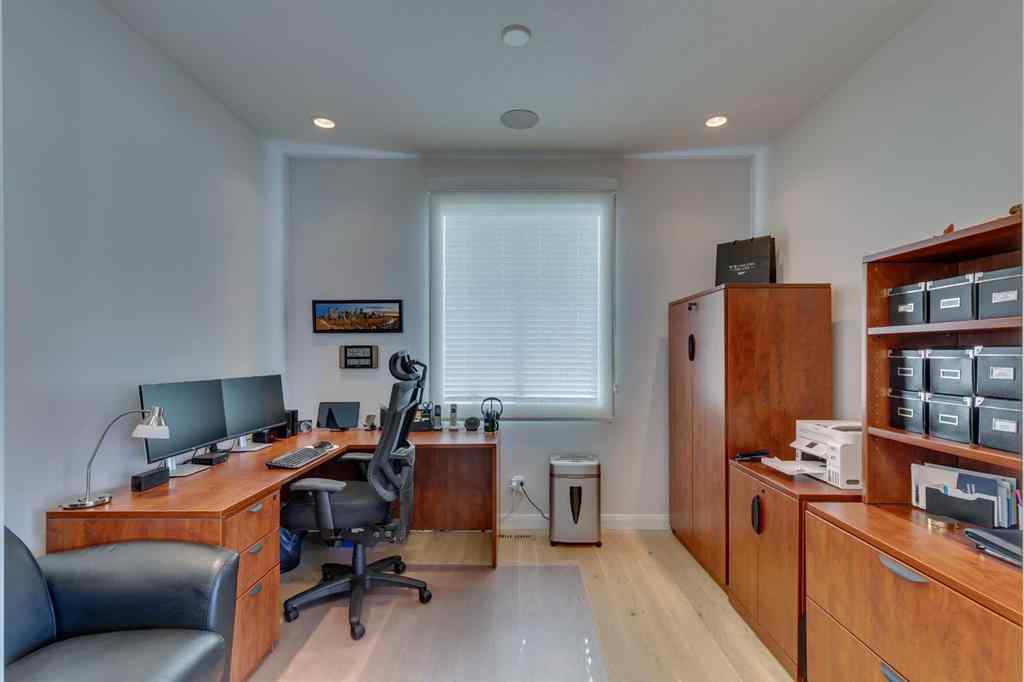 MLS® A2256688 - 64 Crestbrook View SW in Crestmont Calgary, Residential