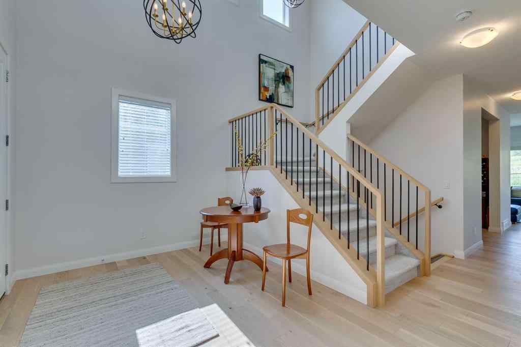 MLS® A2256688 - 64 Crestbrook View SW in Crestmont Calgary, Residential