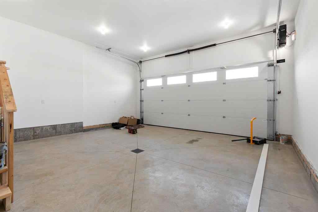 MLS® A2256690 - 39 Williams Avenue  in NONE Olds, Residential