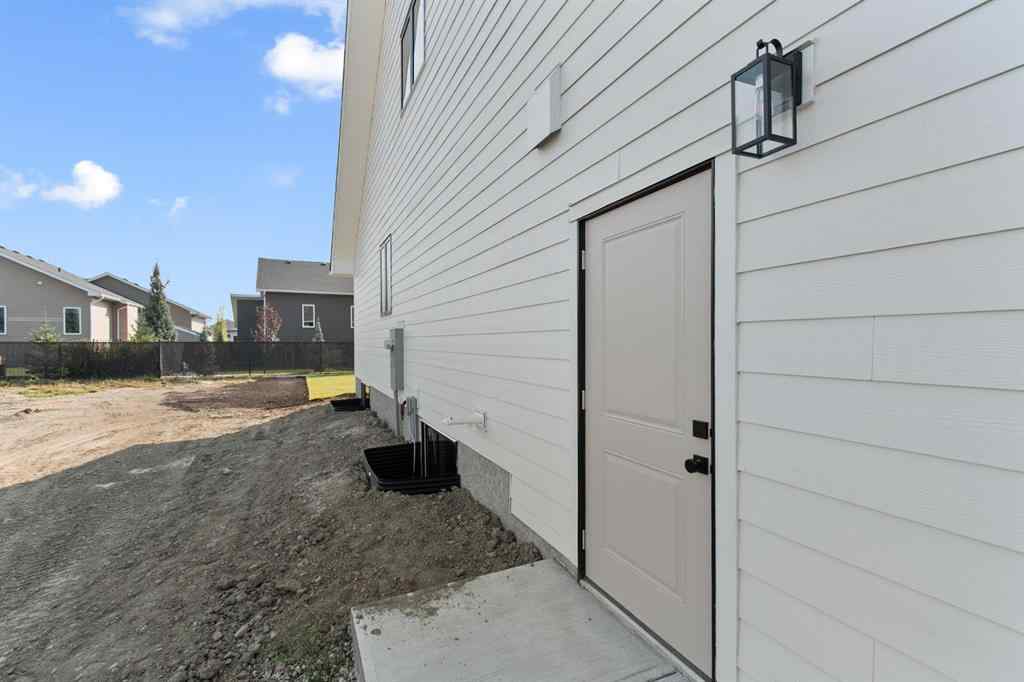MLS® A2256690 - 39 Williams Avenue  in NONE Olds, Residential