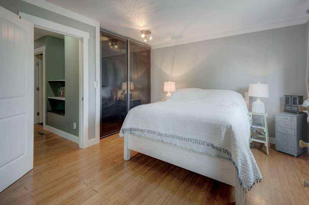 MLS® A2256693 - 39 Shawglen Place SW in Shawnessy Calgary, Residential