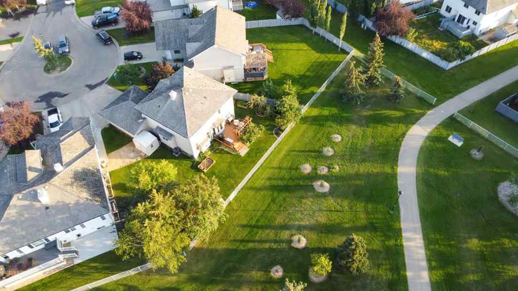 MLS® A2256701 - 11828 89B Street  in Crystal Lake Estates Grande Prairie, Residential