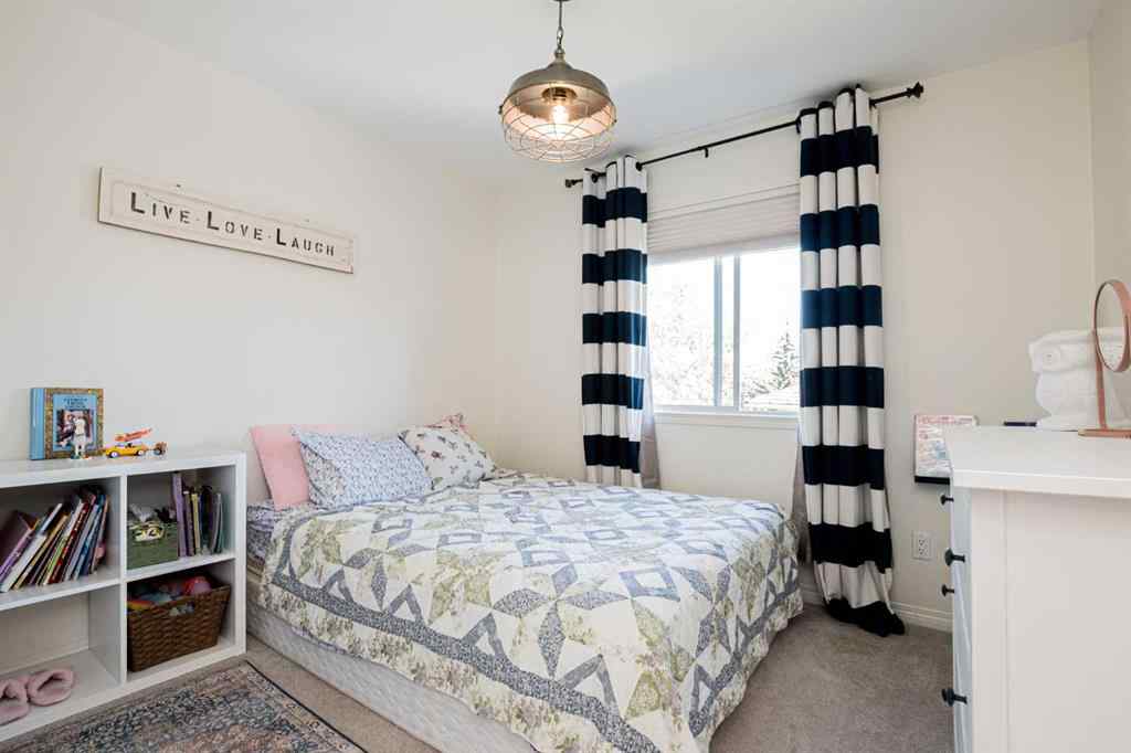 MLS® A2256701 - 11828 89B Street  in Crystal Lake Estates Grande Prairie, Residential