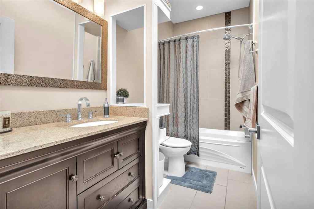 MLS® A2256708 - 231 26 Avenue NW in Tuxedo Park Calgary, Residential
