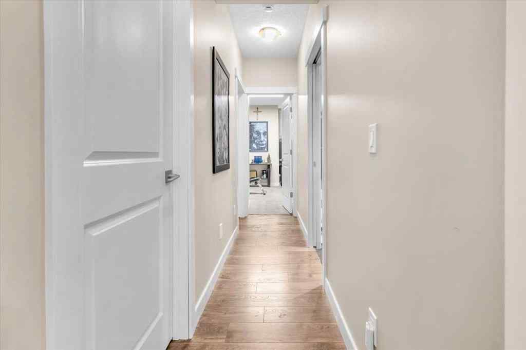 MLS® A2256708 - 231 26 Avenue NW in Tuxedo Park Calgary, Residential