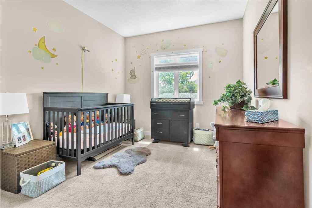 MLS® A2256708 - 231 26 Avenue NW in Tuxedo Park Calgary, Residential
