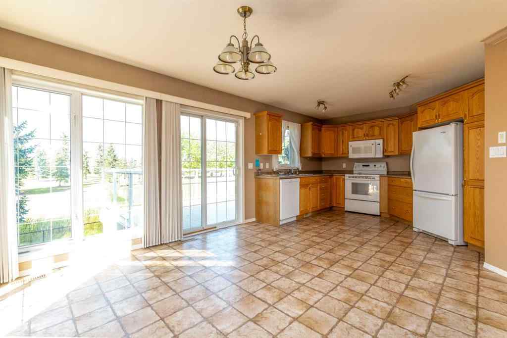 MLS® A2256710 - 5908 24 Street Close S in Lakeside Lloydminster, Residential