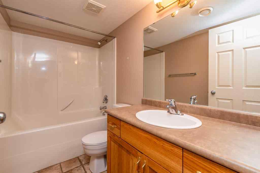 MLS® A2256710 - 5908 24 Street Close S in Lakeside Lloydminster, Residential