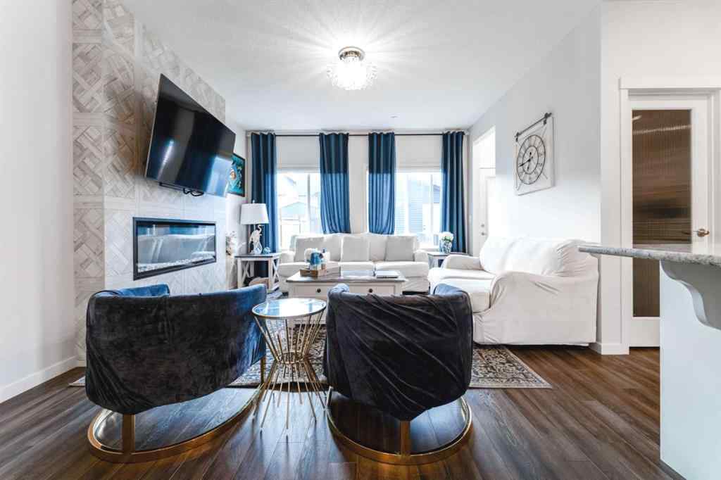 MLS® A2256711 - 672 Livingston Way NE in Livingston Calgary, Residential