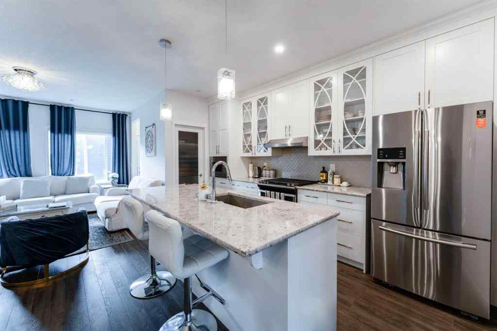MLS® A2256711 - 672 Livingston Way NE in Livingston Calgary, Residential