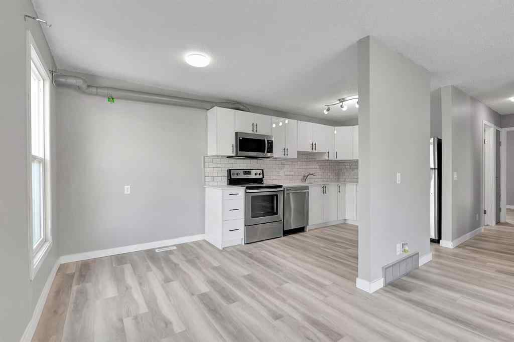 MLS® A2256712 - 224 Pensville Close SE in Penbrooke Meadows Calgary, Residential