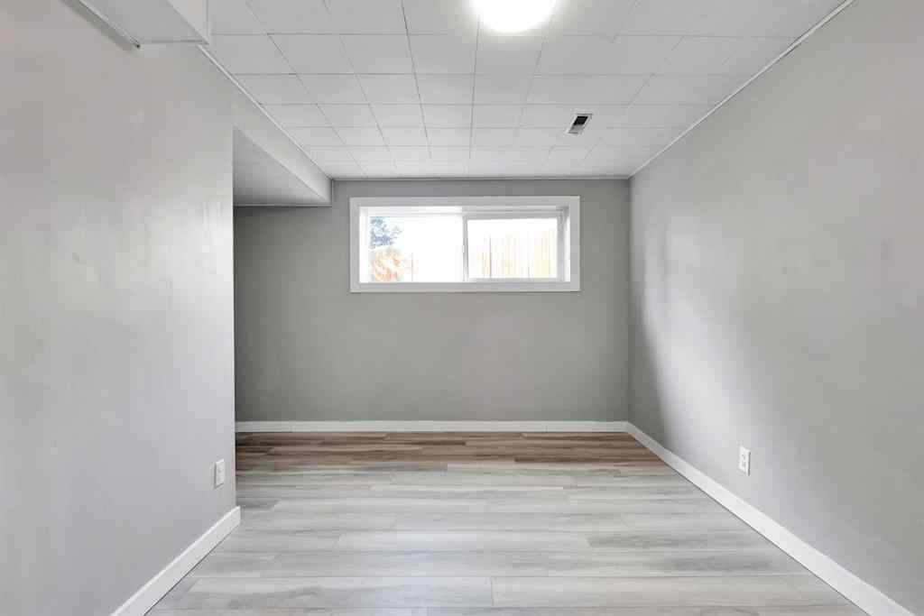 MLS® A2256712 - 224 Pensville Close SE in Penbrooke Meadows Calgary, Residential