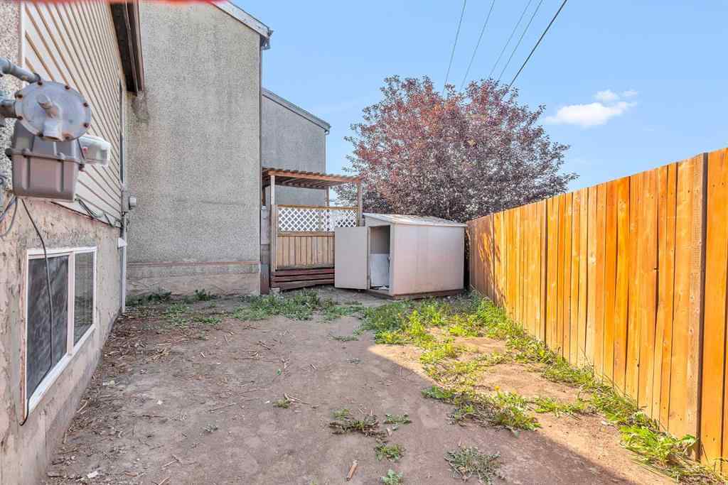 MLS® A2256712 - 224 Pensville Close SE in Penbrooke Meadows Calgary, Residential