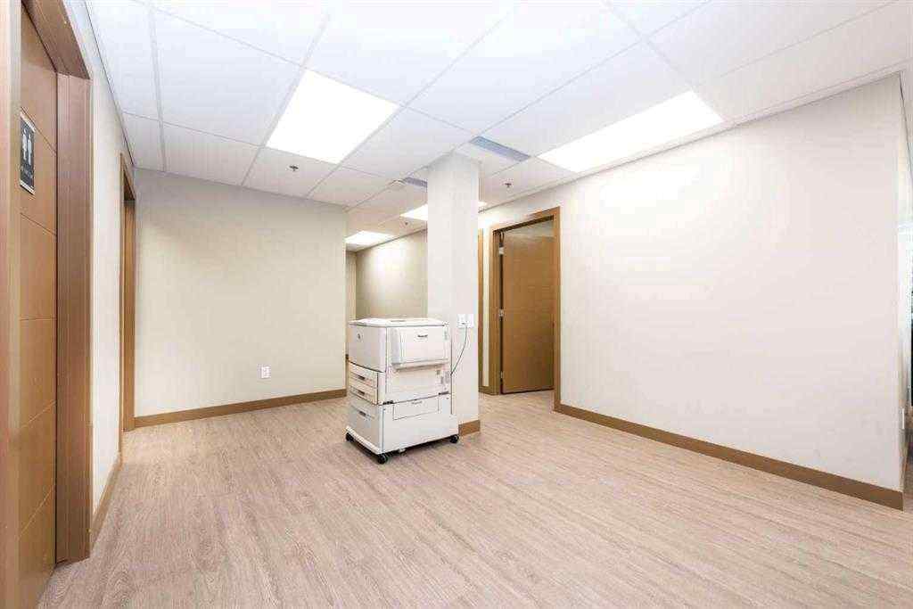 MLS® A2256713 - Unit #103,105 10985 38 Street NE in Stoney 3 Calgary, Commercial