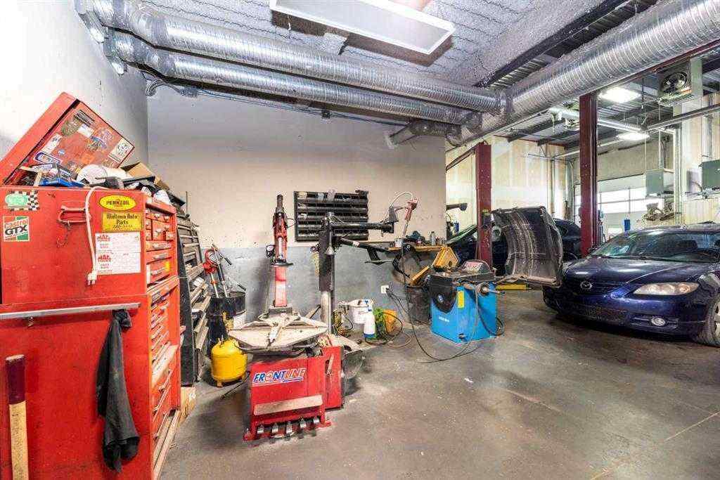 MLS® A2256713 - Unit #103,105 10985 38 Street NE in Stoney 3 Calgary, Commercial
