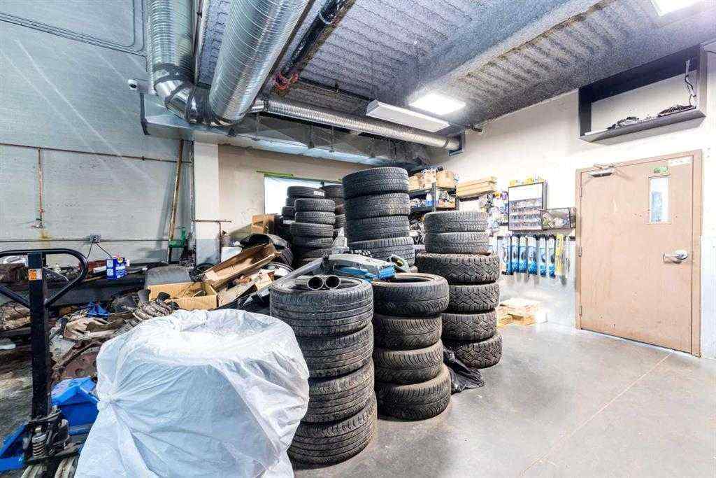 MLS® A2256713 - Unit #103,105 10985 38 Street NE in Stoney 3 Calgary, Commercial