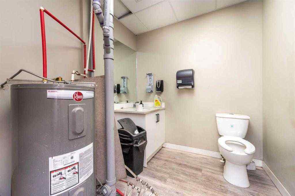 MLS® A2256713 - Unit #103,105 10985 38 Street NE in Stoney 3 Calgary, Commercial