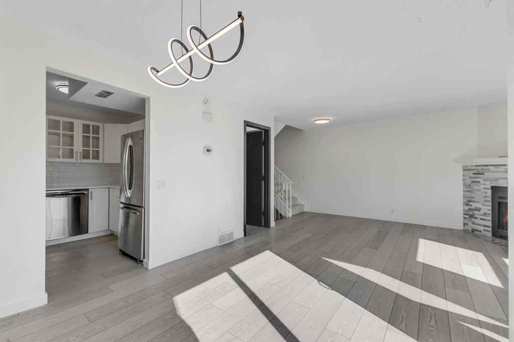 MLS® A2256714 - Unit #14 200 Shawnessy Drive SW in Shawnessy Calgary, Residential
