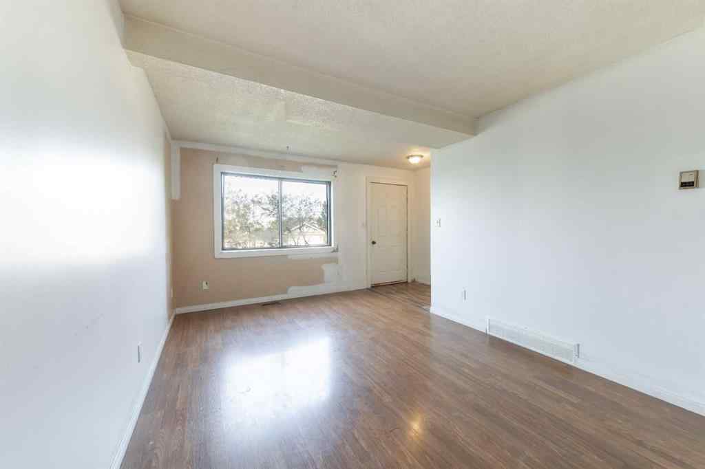MLS® A2256717 - Unit #7 17 3 Avenue E in NONE Marshall, Residential