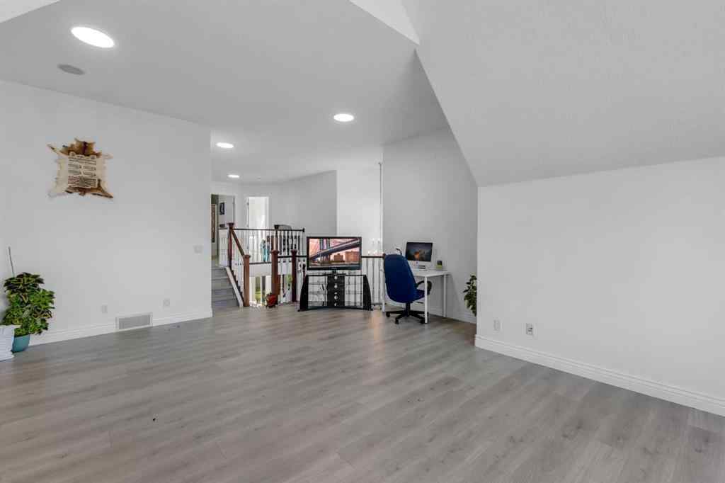 MLS® A2256720 - 173 Panamount Green NW in Panorama Hills Calgary, Residential