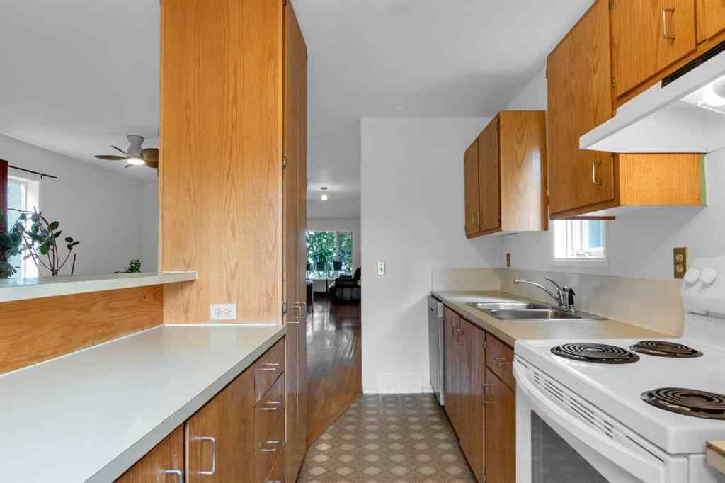 MLS® A2256723 - 2119 17A Street SW in Bankview Calgary, Residential