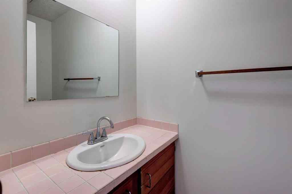 MLS® A2256723 - 2119 17A Street SW in Bankview Calgary, Residential