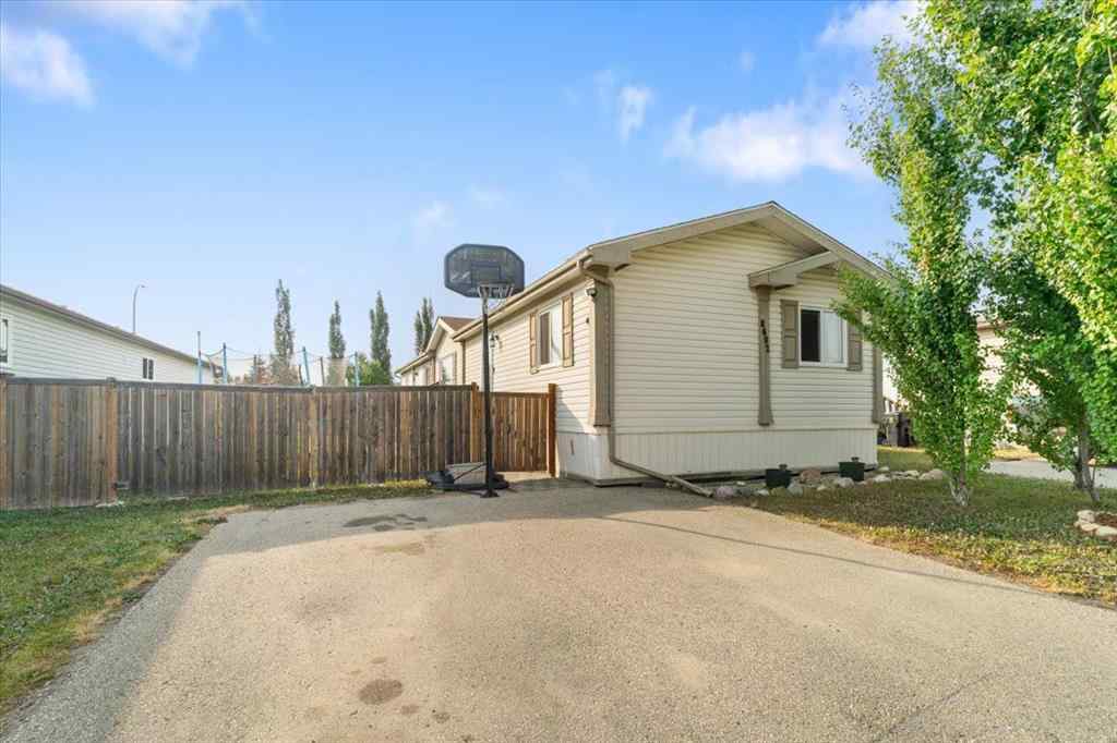 MLS® A2256730 - 8602 91 Street  in MH - Creekside Grande Prairie, Residential