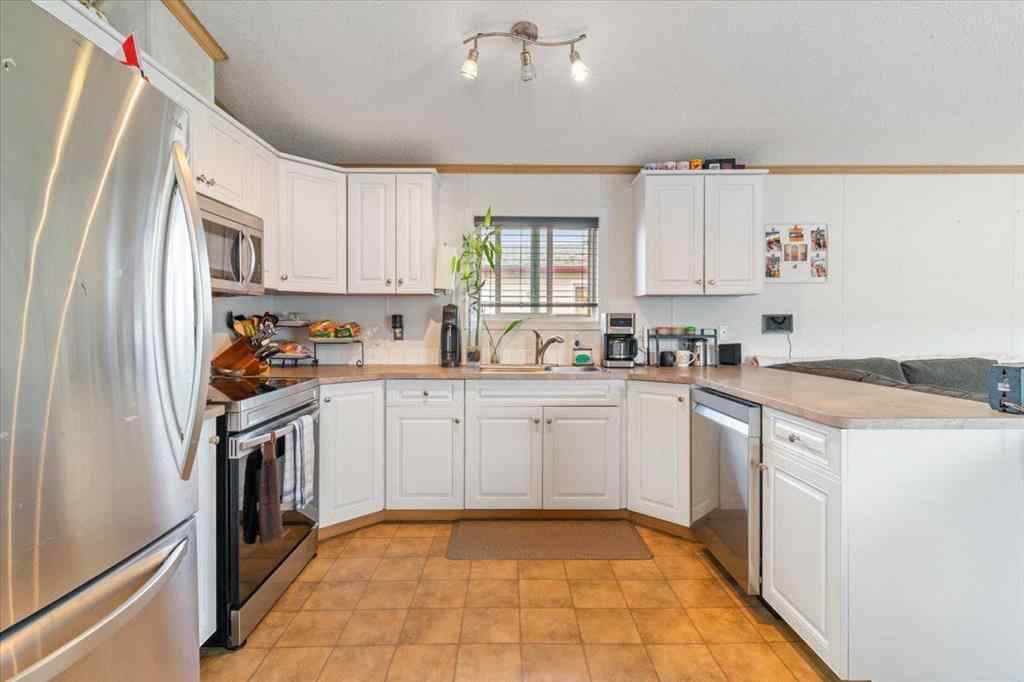 MLS® A2256730 - 8602 91 Street  in MH - Creekside Grande Prairie, Residential