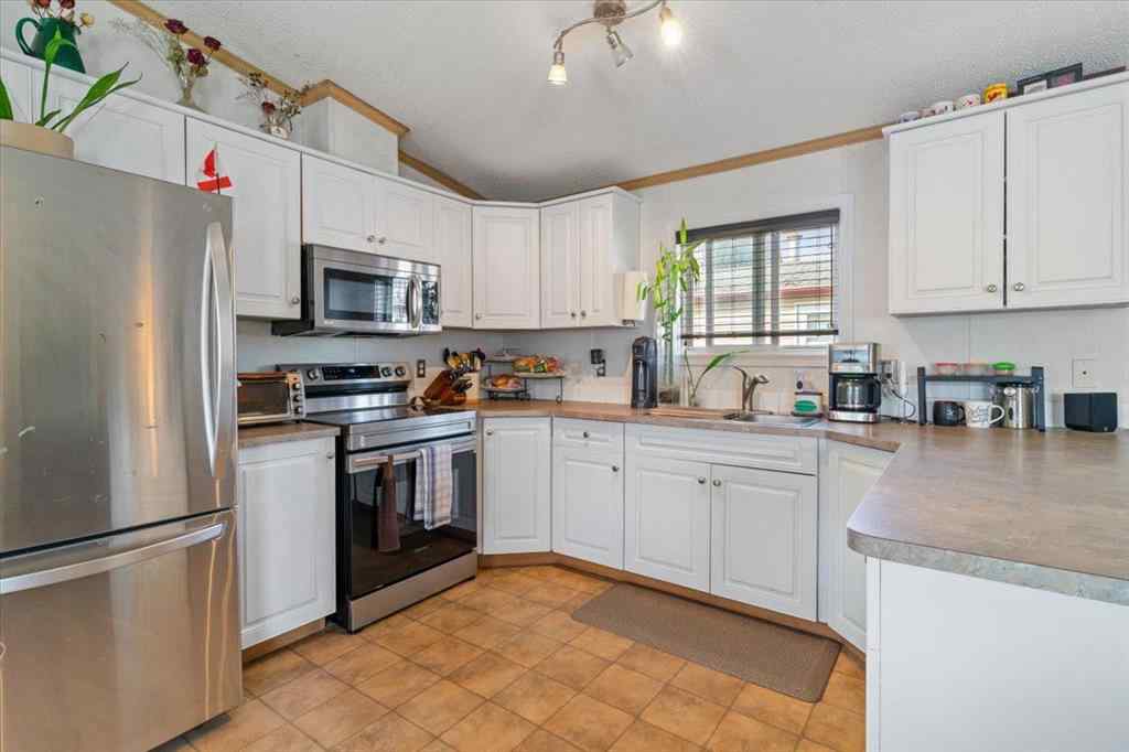 MLS® A2256730 - 8602 91 Street  in MH - Creekside Grande Prairie, Residential