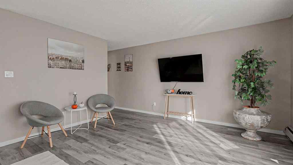 MLS® A2256732 - Unit #201 2987 Dunmore Road SE in Crestwood-Norwood Medicine Hat, Residential