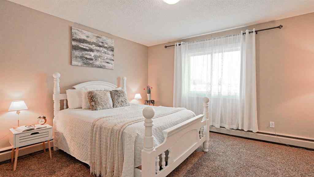 MLS® A2256732 - Unit #201 2987 Dunmore Road SE in Crestwood-Norwood Medicine Hat, Residential