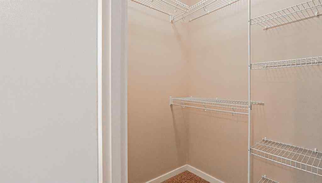 MLS® A2256732 - Unit #201 2987 Dunmore Road SE in Crestwood-Norwood Medicine Hat, Residential