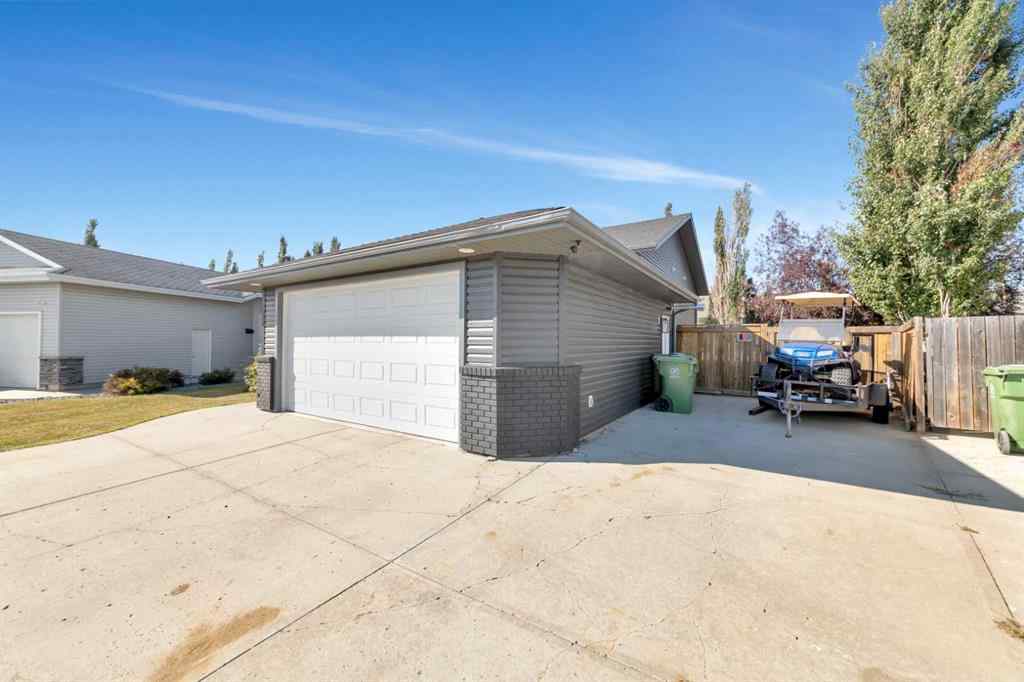 MLS® A2256734 - 3106 66 Avenue Court  in Parkview Estates Lloydminster, Residential
