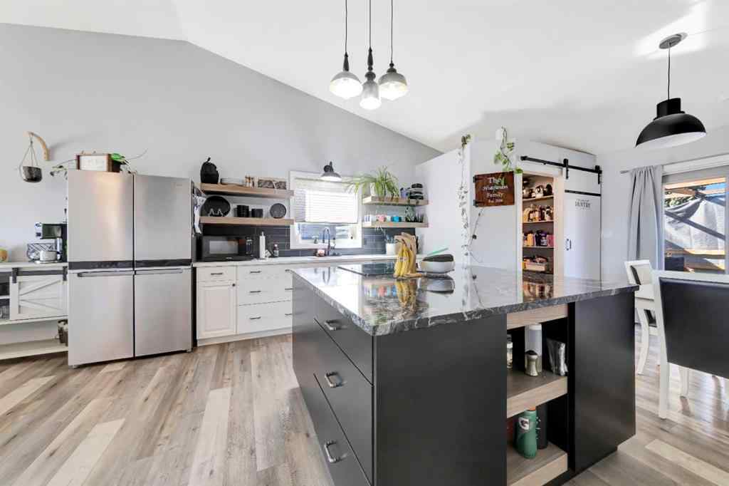 MLS® A2256734 - 3106 66 Avenue Court  in Parkview Estates Lloydminster, Residential