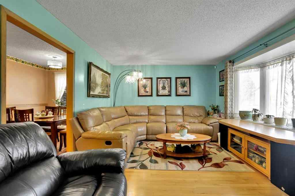 MLS® A2256736 - 13 Falworth Way NE in Falconridge Calgary, Residential