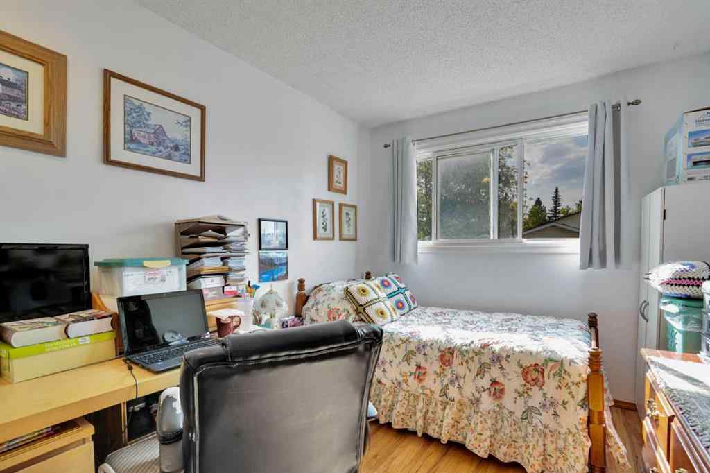 MLS® A2256736 - 13 Falworth Way NE in Falconridge Calgary, Residential