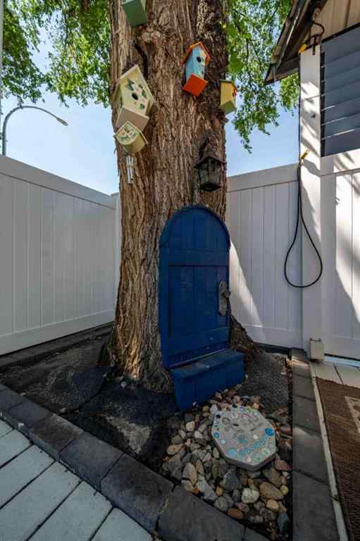 MLS® A2256737 - 574 4 Street SW in SW Hill Medicine Hat, Residential