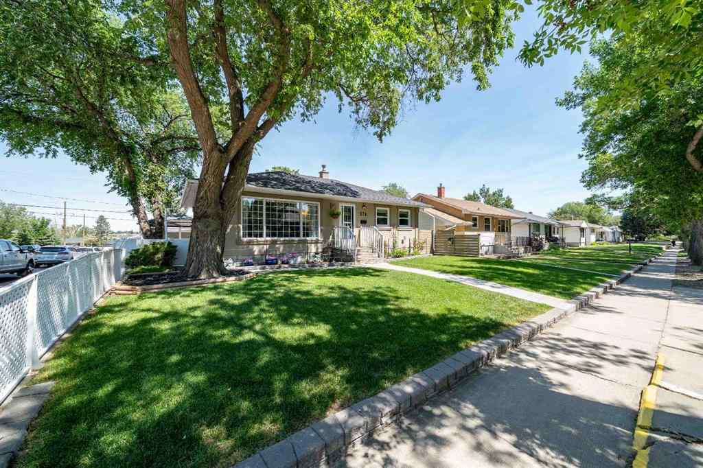 MLS® A2256737 - 574 4 Street SW in SW Hill Medicine Hat, Residential