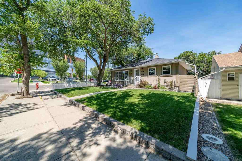 MLS® A2256737 - 574 4 Street SW in SW Hill Medicine Hat, Residential