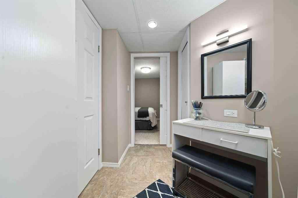 MLS® A2256737 - 574 4 Street SW in SW Hill Medicine Hat, Residential