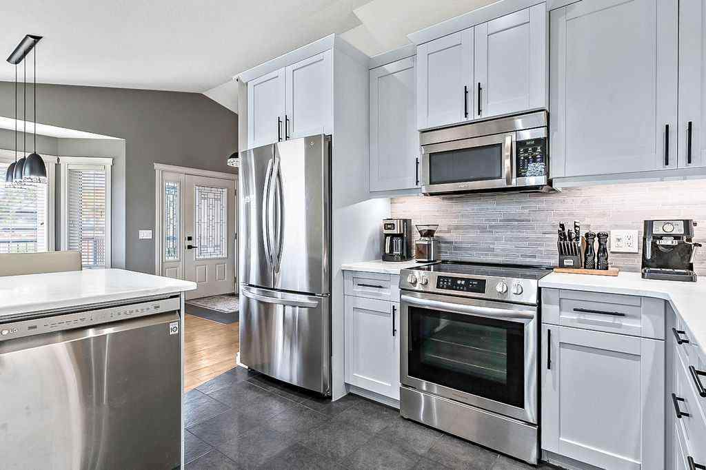 MLS® A2256740 - 1957 High Country Drive NW in Highwood Village High River, Residential