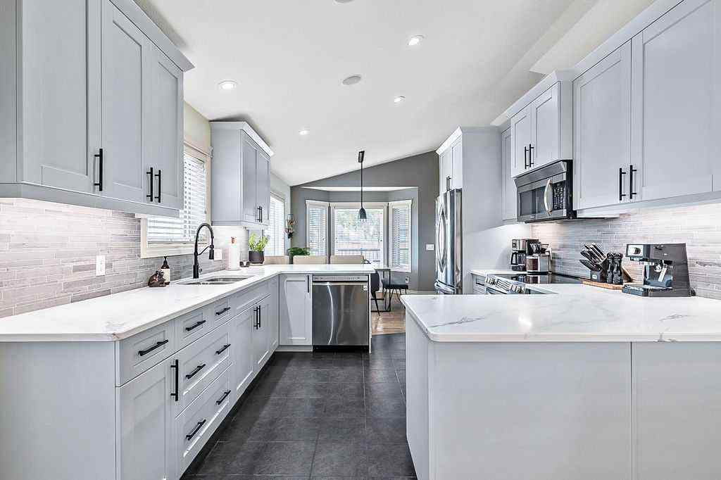 MLS® A2256740 - 1957 High Country Drive NW in Highwood Village High River, Residential